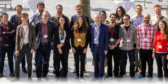 Gruppenfoto der Teilnehmer