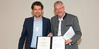 Max Hansmann - Thomas Carell Max Hansmann - Thomas Carell