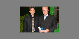 Preisübergabe an Prof. Waldmann