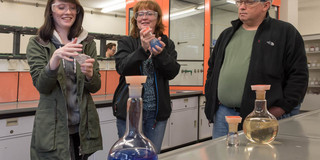 Besucher am Tag der offenen Tür