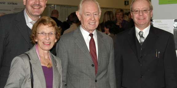 Gruppenbild mirt Prof. Schmidtkunz Gruppenbild mirt Prof. Schmidtkunz