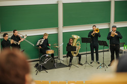 Musikgruppe "Heavy Messing"