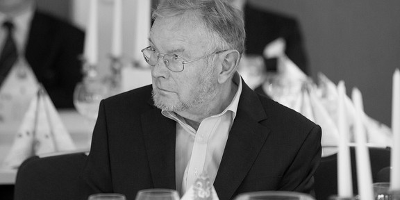 Portrait Hans-Jürgen Schmidt Portrait Hans-Jürgen Schmidt