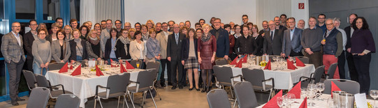 Gruppenfoto Gruppenfoto Gastgeber mit Gästen