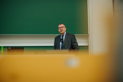 Portrait Felix Müller