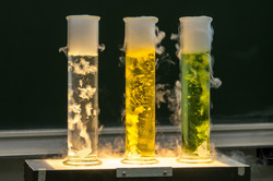 Farbexperiment Farbexperiment mit Chemikalien